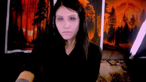 Kristin online show from November 2025 02:39:01 PM