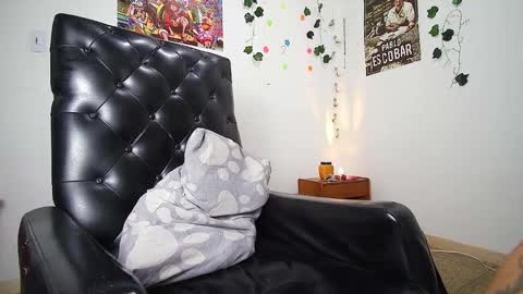 Snapshot of black_tentationx chatting on February 2025 05:33:02 AM black_tentationx online show from February 2025 05:33:02 AM