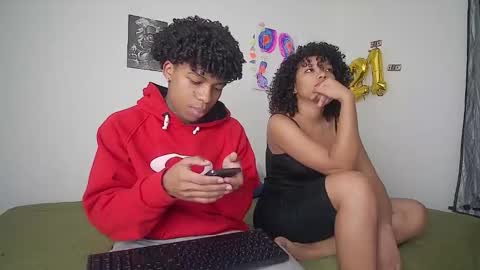 Snapshot of black_tentationx chatting on December 2025 01:33:01 AM black_tentationx online show from December 2025 01:33:01 AM