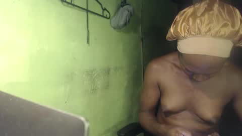 Crystal online show from September 2025 02:05:01 AM