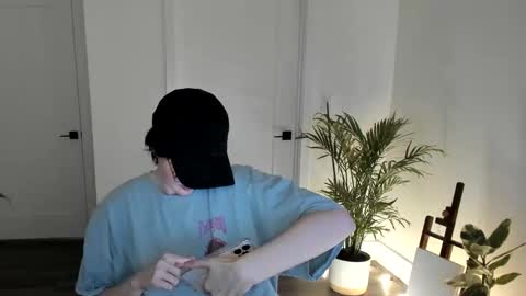 Ella online show from November 2025 10:04:02 AM