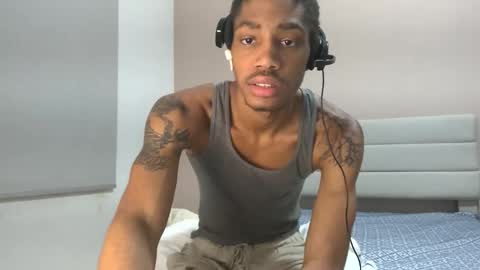 Snapshot of blackbulltitus chatting on April 2026 06:03:02 AM BlackBullTitus online show from April 2026 06:03:02 AM