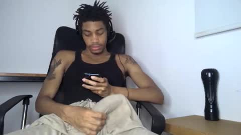 Snapshot of blackbulltitus chatting on May 2026 04:50:01 AM BlackBullTitus online show from May 2026 04:50:01 AM