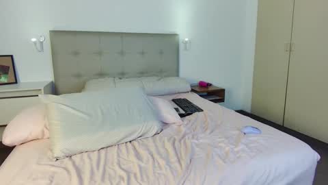 Angye online show from December 2025 01:12:02 AM