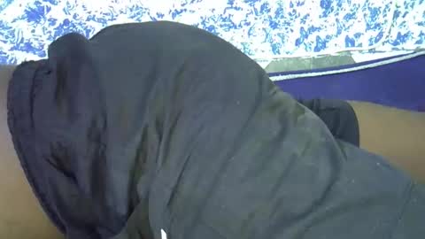 Ask in privacy online show from November 2025 06:40:02 PM