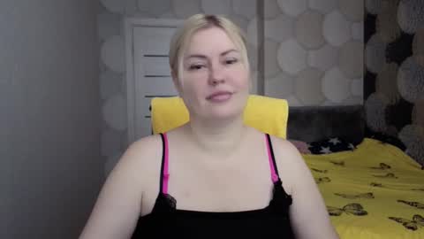 blackeyes11 online show from December 2025 06:33:02 AM