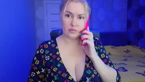 Snapshot of blackeyes11 chatting on March 2026 01:22:01 AM blackeyes11 online show from March 2026 01:22:01 AM