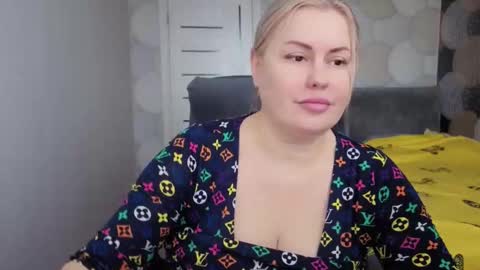 Snapshot of blackeyes11 chatting on March 2026 08:19:01 AM blackeyes11 online show from March 2026 08:19:01 AM