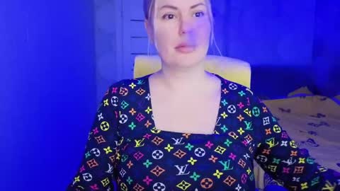 Snapshot of blackeyes11 chatting on April 2026 01:49:01 AM blackeyes11 online show from April 2026 01:49:01 AM