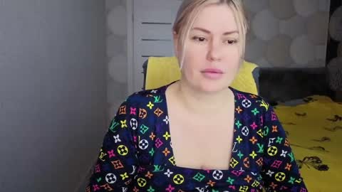 Snapshot of blackeyes11 chatting on April 2026 03:31:02 AM blackeyes11 online show from April 2026 03:31:02 AM