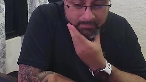 blackfirebird online show from October 2025 01:41:02 AM