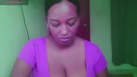 Shophie White online show from June 2026 01:01:02 PM