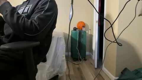 blackjag107 online show from November 2025 06:13:01 AM