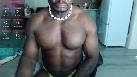 Snapshot of blackmusclegym chatting on April 2026 07:22:01 PM blackmusclegym online show from April 2026 07:22:01 PM