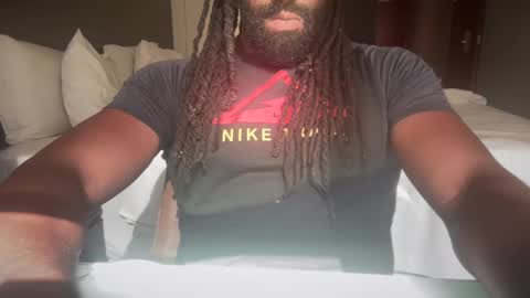 blackmuscles77 online show from February 2026 06:48:01 PM