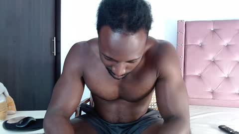 Snapshot of blacknikes chatting on January 2025 11:09:01 PM Twtter 1MikeBeckford Onlyfns beckfordmike online show from January 2025 11:09:01 PM