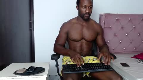 Snapshot of blacknikes chatting on March 2025 12:55:02 PM Twtter 1MikeBeckford Onlyfns beckfordmike online show from March 2025 12:55:02 PM