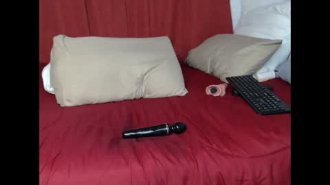 Snapshot of blackpearlxxo chatting on November 2025 09:01:02 AM blackpearlxxo online show from November 2025 09:01:02 AM