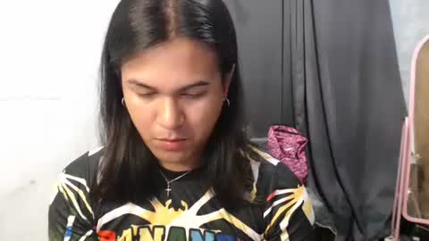 Ellez online show from November 2025 09:48:02 PM