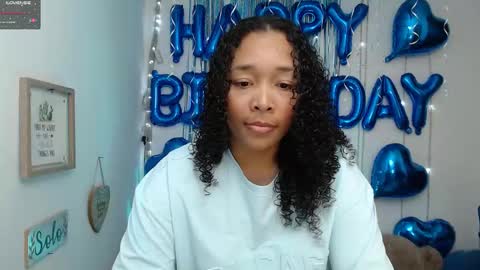 Snapshot of blackqueen_18 chatting on December 2024 04:08:02 AM blackqueen_18 online show from December 2024 04:08:02 AM