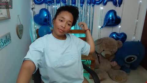 Snapshot of blackqueen_18 chatting on December 2024 07:11:02 AM blackqueen_18 online show from December 2024 07:11:02 AM