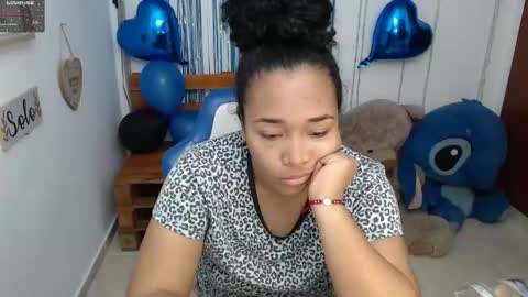 Snapshot of blackqueen_18 chatting on December 2024 03:24:02 PM blackqueen_18 online show from December 2024 03:24:02 PM