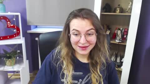 Snapshot of blackrosezoey chatting on December 2024 09:51:01 AM Z O E Y online show from December 2024 09:51:01 AM