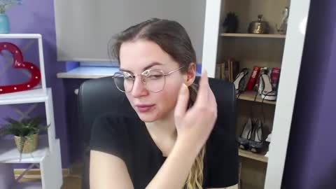 Snapshot of blackrosezoey chatting on December 2024 09:16:02 AM Z O E Y online show from December 2024 09:16:02 AM