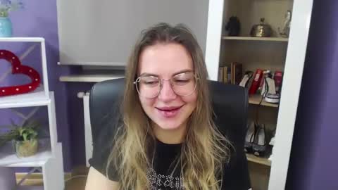 Snapshot of blackrosezoey chatting on January 2025 05:41:02 AM Z O E Y online show from January 2025 05:41:02 AM