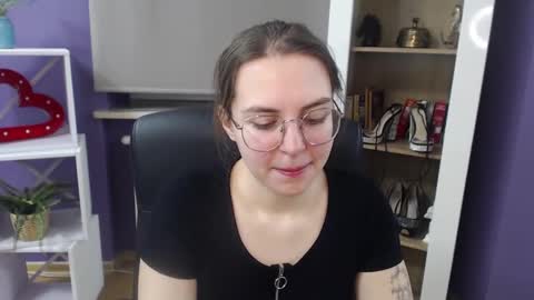 Snapshot of blackrosezoey chatting on January 2025 05:40:02 AM Z O E Y online show from January 2025 05:40:02 AM