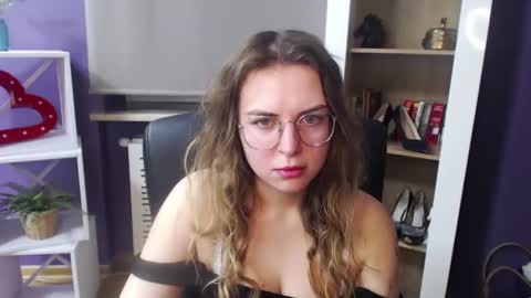 Snapshot of blackrosezoey chatting on January 2025 05:36:02 AM Z O E Y online show from January 2025 05:36:02 AM