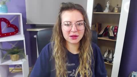 Snapshot of blackrosezoey chatting on February 2025 05:29:02 AM Z O E Y online show from February 2025 05:29:02 AM