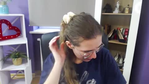 Snapshot of blackrosezoey chatting on February 2025 08:56:02 AM Z O E Y online show from February 2025 08:56:02 AM