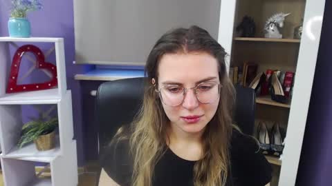 Snapshot of blackrosezoey chatting on February 2025 06:20:02 AM Z O E Y online show from February 2025 06:20:02 AM