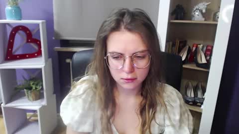 Snapshot of blackrosezoey chatting on February 2025 05:31:01 AM Z O E Y online show from February 2025 05:31:01 AM