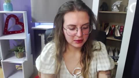 Snapshot of blackrosezoey chatting on February 2025 11:44:02 AM Z O E Y online show from February 2025 11:44:02 AM