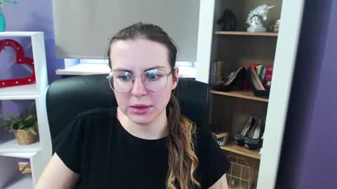 Snapshot of blackrosezoey chatting on March 2025 09:07:02 AM Z O E Y online show from March 2025 09:07:02 AM