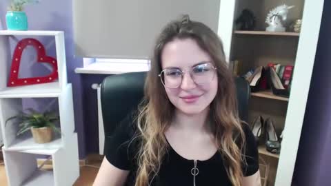 Snapshot of blackrosezoey chatting on March 2025 09:18:02 AM Z O E Y online show from March 2025 09:18:02 AM