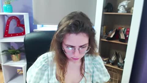 Snapshot of blackrosezoey chatting on March 2025 11:44:02 AM Z O E Y online show from March 2025 11:44:02 AM