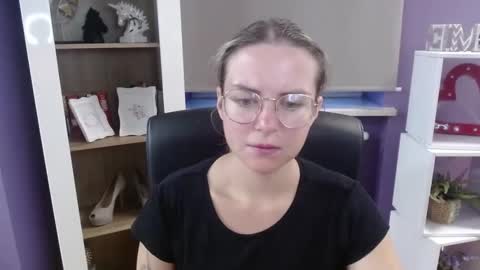 Snapshot of blackrosezoey chatting on September 2025 04:48:02 AM Z O E Y online show from September 2025 04:48:02 AM