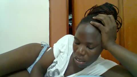 Snapshot of blacksexygal chatting on November 2025 11:20:02 AM SARAH online show from November 2025 11:20:02 AM