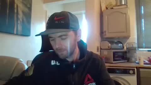 Snapshot of blackvswhite2022 chatting on February 2025 09:07:01 AM blackvswhite2022 online show from February 2025 09:07:01 AM