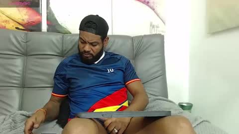 Richard online show from November 2025 07:19:02 AM