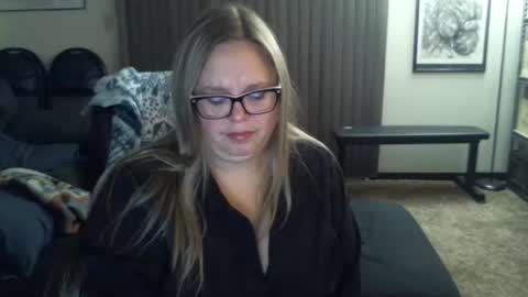 bladesizzo3111 online show from December 2025 02:54:02 AM