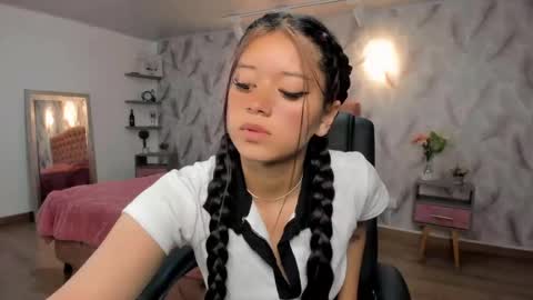 Blair  online show from November 2025 11:43:02 AM