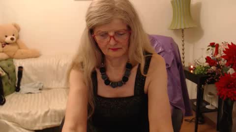 Snapshot of blairfort chatting on February 2025 04:59:02 PM blairfort online show from February 2025 04:59:02 PM