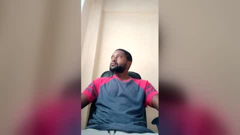 Snapshot of blakchiise chatting on May 2026 06:33:02 AM blakchiise online show from May 2026 06:33:02 AM