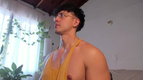 Snapshot of blake_levi chatting on April 2026 04:04:02 PM Blake Levi Independent Model online show from April 2026 04:04:02 PM