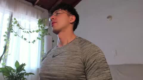 Snapshot of blake_levi chatting on April 2026 03:50:02 PM Blake Levi Independent Model online show from April 2026 03:50:02 PM