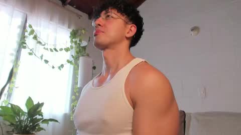 Snapshot of blake_levi chatting on April 2026 04:23:01 PM Blake Levi Independent Model online show from April 2026 04:23:01 PM